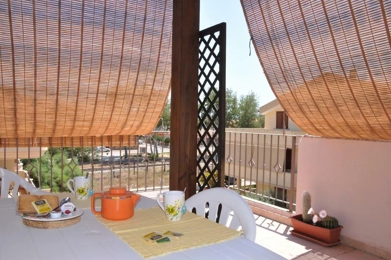 Da Noi Apartment Olmedo Italy